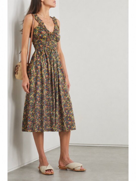 Doen Dresses & Skirts - Dôen Emmaretta Shirred Floral Dress in Jardin Du Chateau